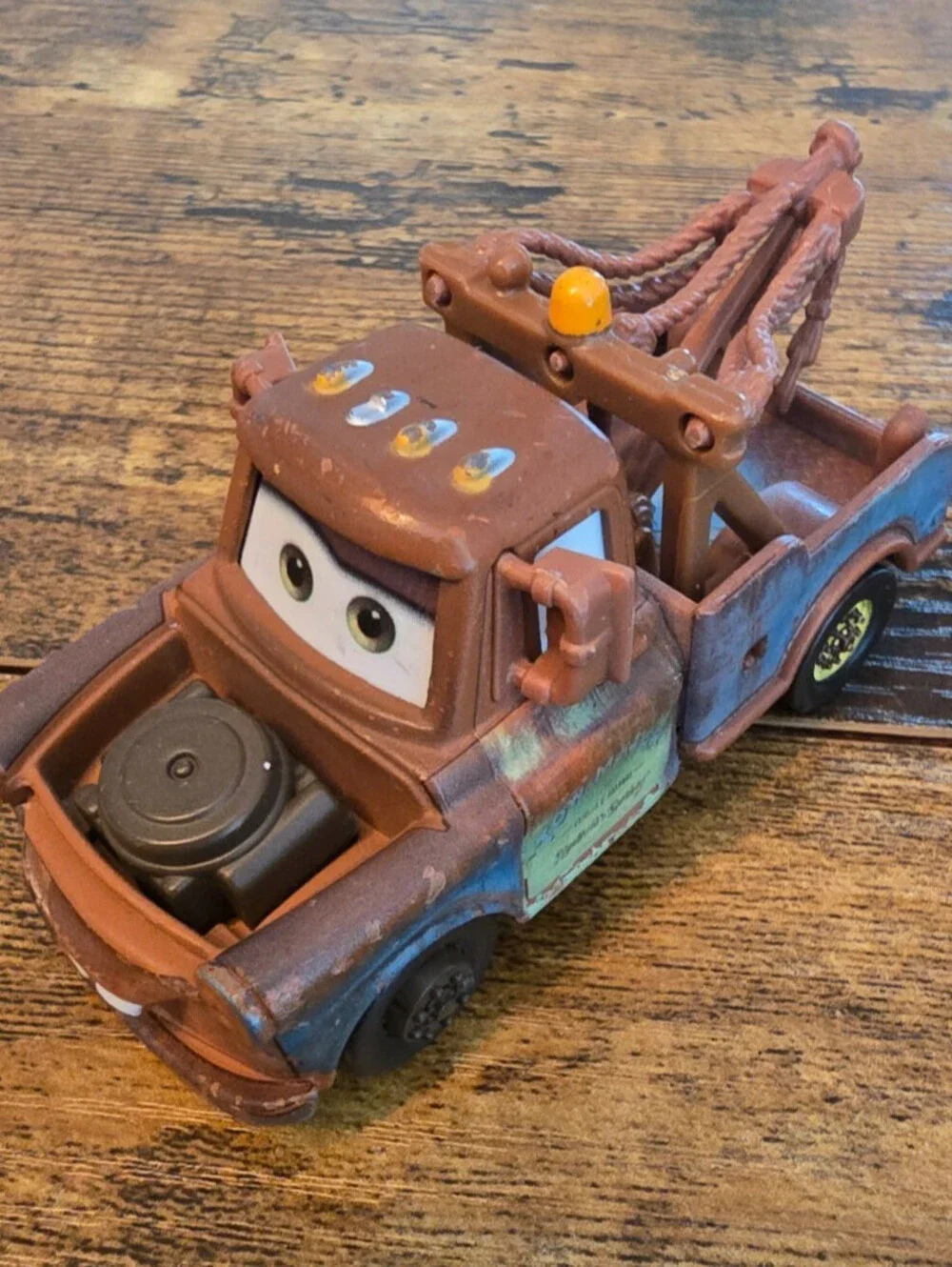 Disney/Pixar Cars Mater Diecast Mattel Tow Truck 1:55 Scale